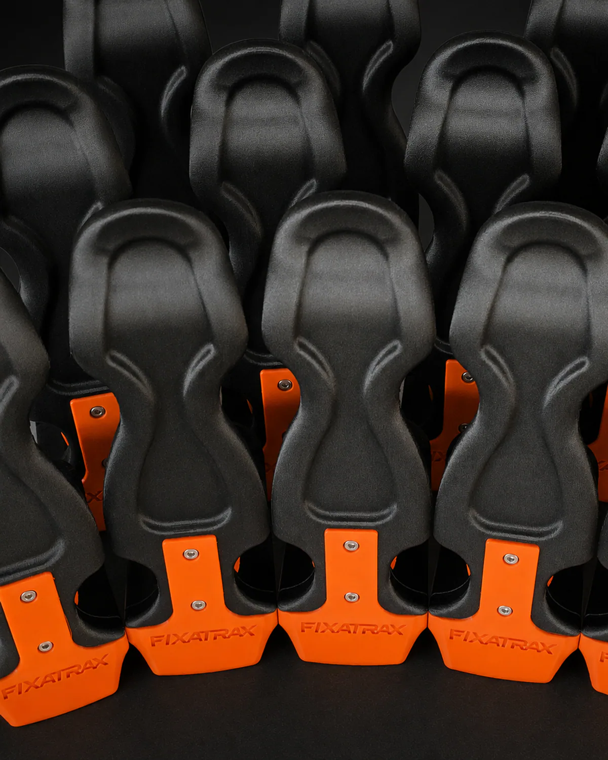 fixatrax-kit-fourcje-porte-chaussures-monte-VTT